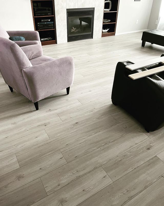 Spc click vinyl plank flooring
